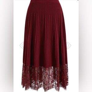 NWT Knit Lace Skirt